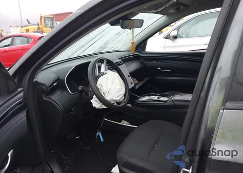 2023 Hyundai Tucson Hybrid Blue z USA, uszkodzony, nr VIN KM8JBCA16PU106149